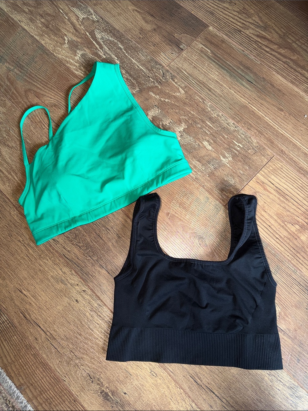 Sweaty Betty Green and Black Seamless Sports Bras Duo